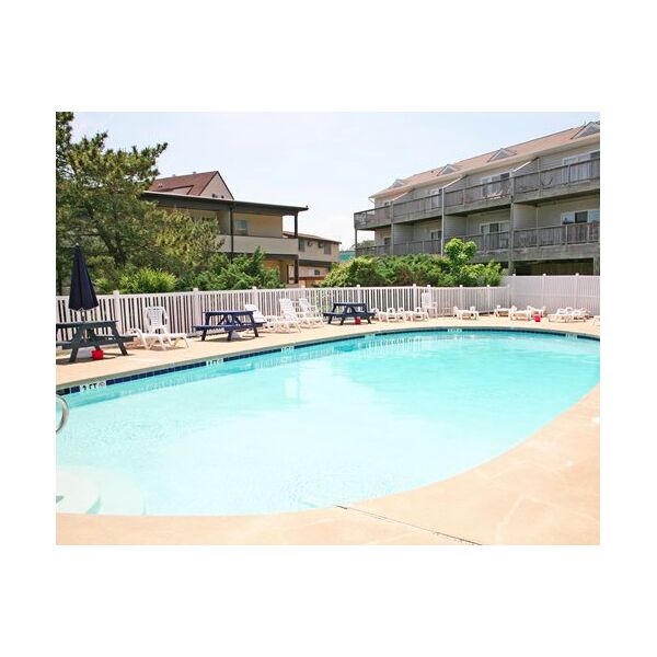 Summer Place | RedWeek