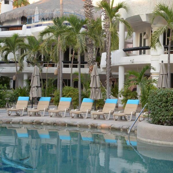 Club Cascadas de Baja RedWeek