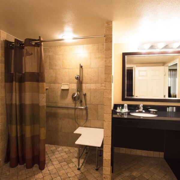 The Carriage House RedWeek