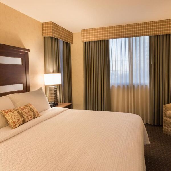 The Carriage House RedWeek