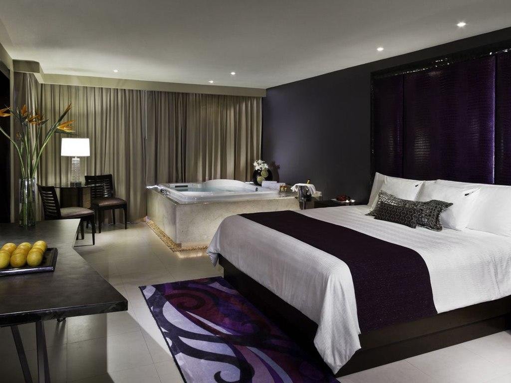 Hard Rock Hotel Cancun - bedroom