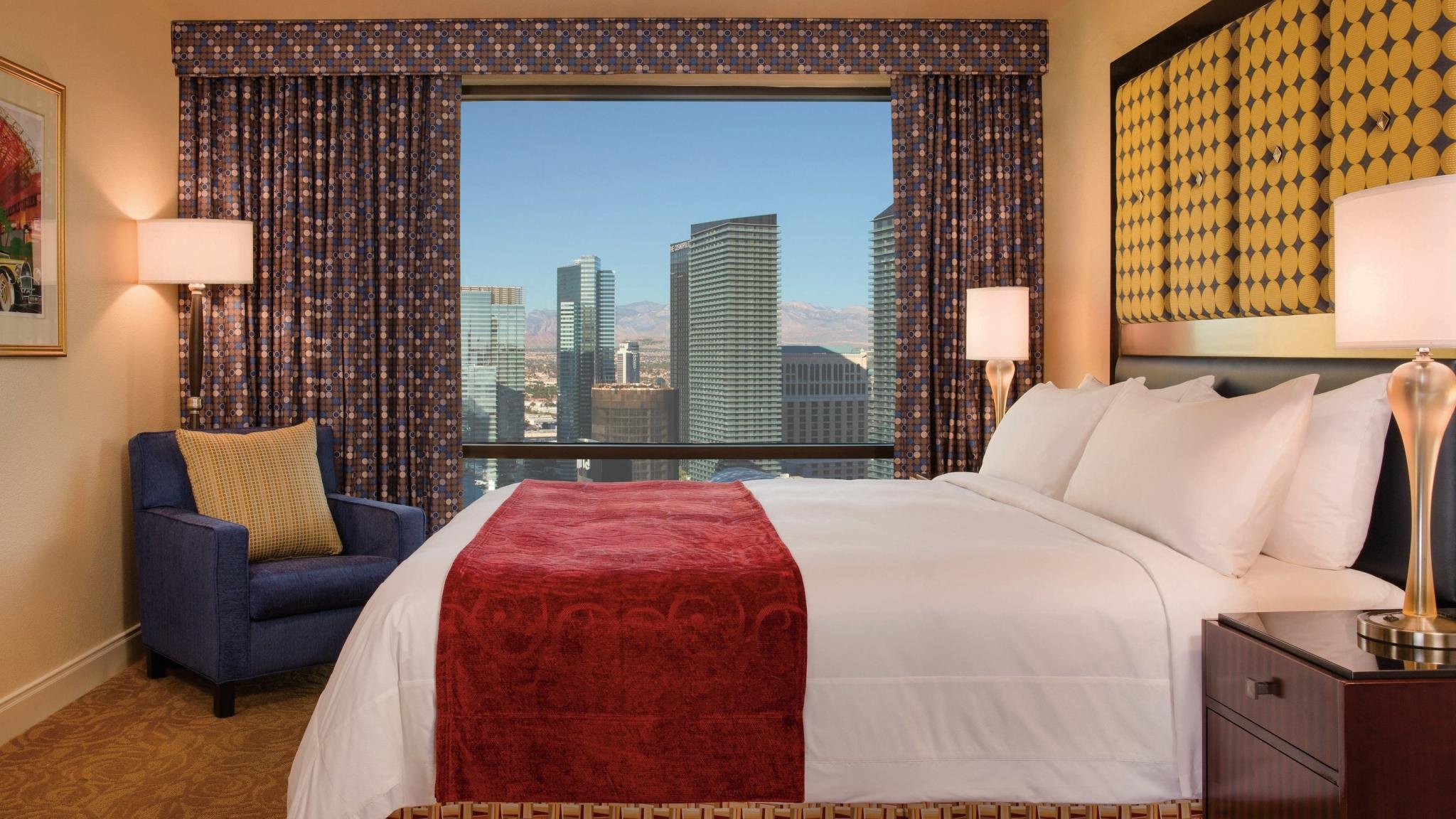 Comfortable studio available at Marriott's Grand Chateau right off the Strip.  Reviews, Deals & Photos 2023 - Expedia