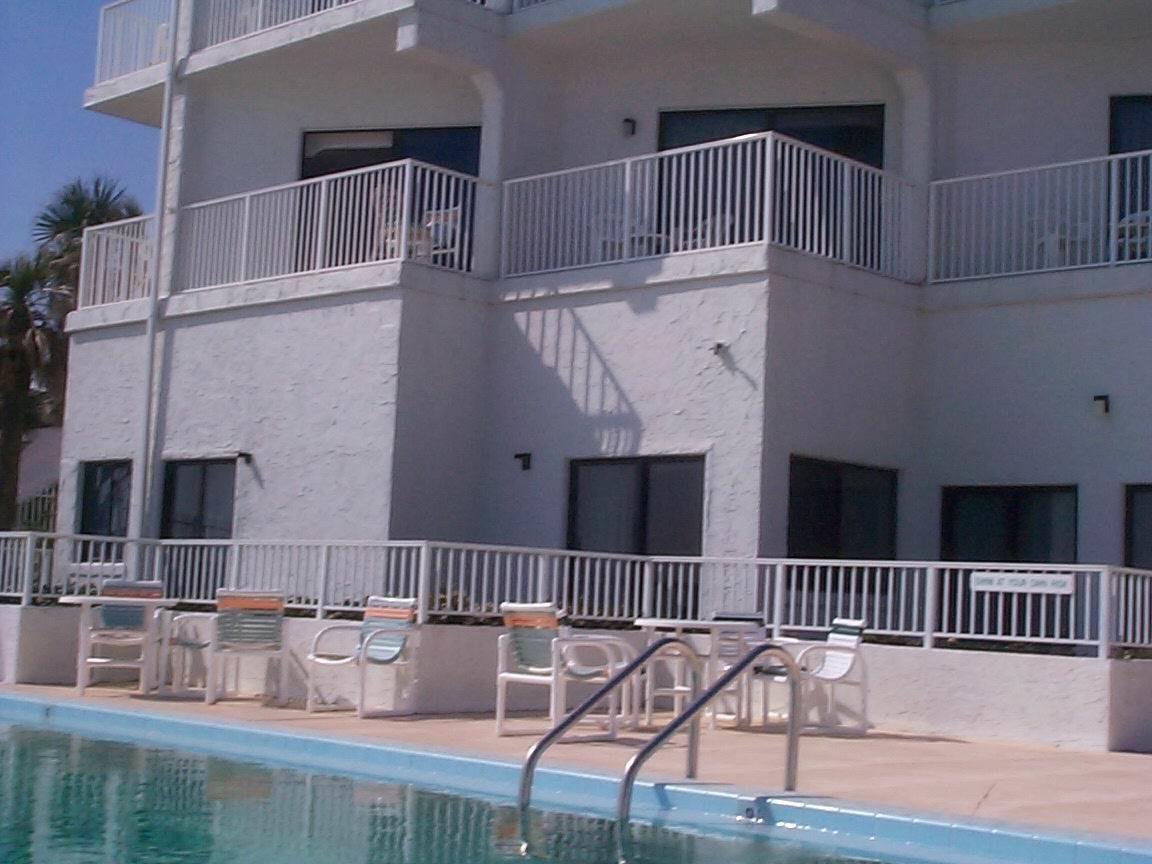 Sunisands Beach Club Resort - Pool