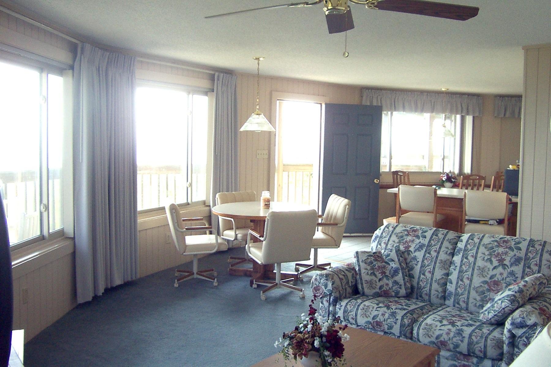 Outer Banks Beach Club - Living Area